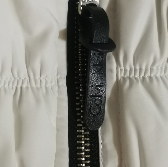 Calvin Klein Performance White Windbreaker Vest - Picture 4 of 12